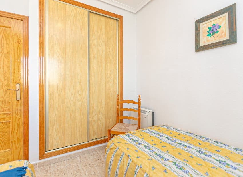 2 bedroom Townhouse for sale in Playa Flamenca with pool - € 270,000 (Ref: 9897434)