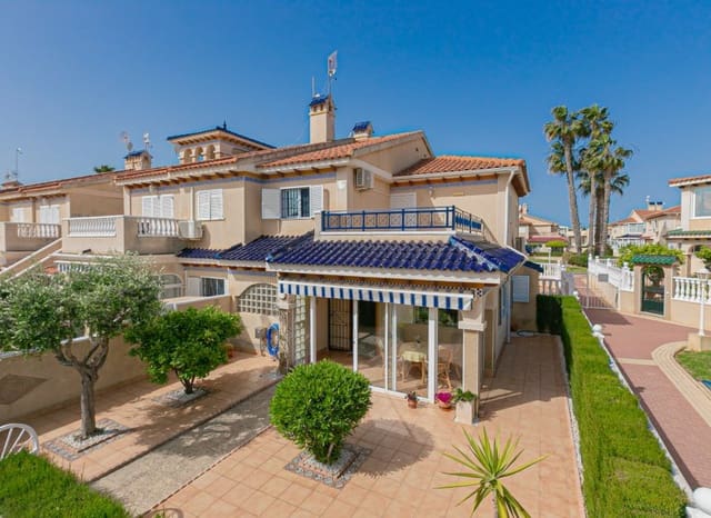 2 bedroom Townhouse for sale in Playa Flamenca, Orihuela with pool - € 270,000 (Ref: 9897434)