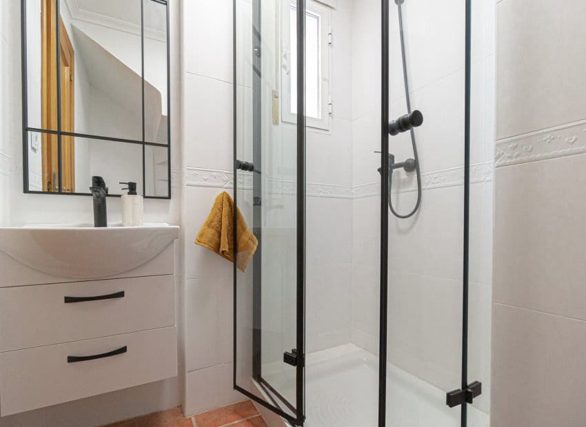 3 chambre Maison de Ville à vendre à Playa Flamenca avec piscine - 245 000 € (Ref: 9897436)