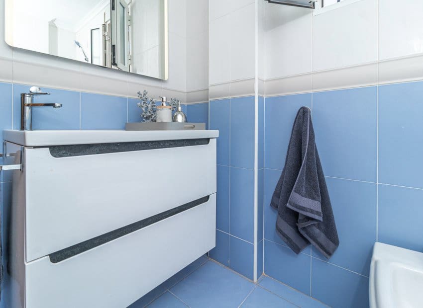 3 chambre Maison de Ville à vendre à Playa Flamenca avec piscine - 245 000 € (Ref: 9897436)
