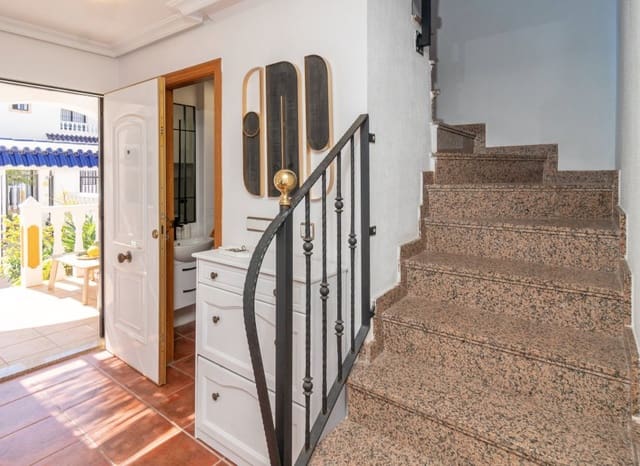 3 chambre Maison de Ville à vendre à Playa Flamenca, Orihuela avec piscine - 245 000 € (Ref: 9897436)