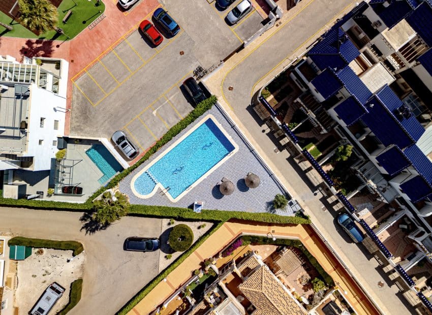 3 chambre Maison de Ville à vendre à Playa Flamenca avec piscine - 245 000 € (Ref: 9897436)