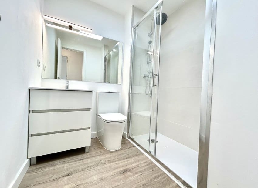 2 soveværelse Lejlighed til salg i Villamartin - € 199.000 (Ref: 9898414)