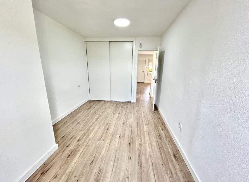 2 soveværelse Lejlighed til salg i Villamartin - € 199.000 (Ref: 9898414)