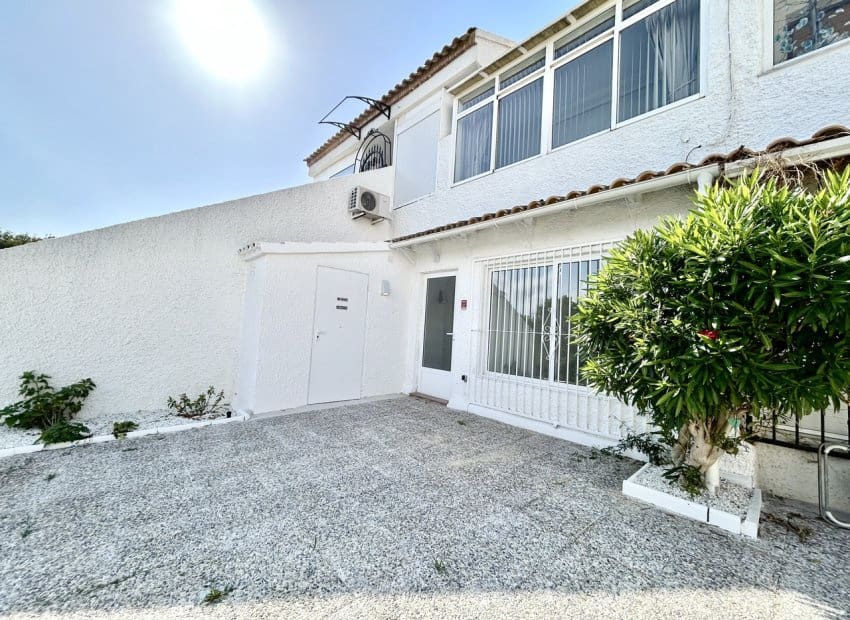 2 soveværelse Lejlighed til salg i Villamartin - € 199.000 (Ref: 9898414)