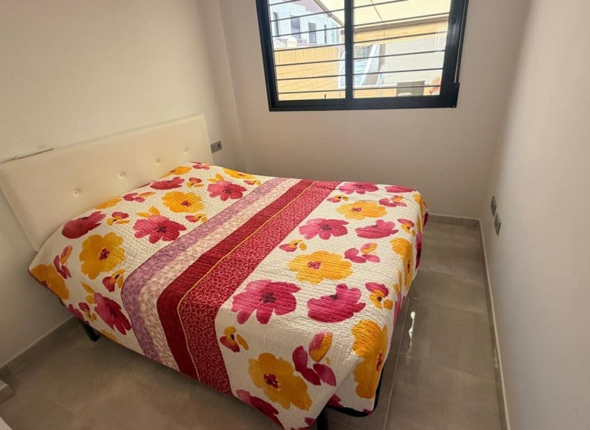 3 slaapkamer Appartement te koop in Orihuela Costa met zwembad - € 215.000 (Ref: 9898415)