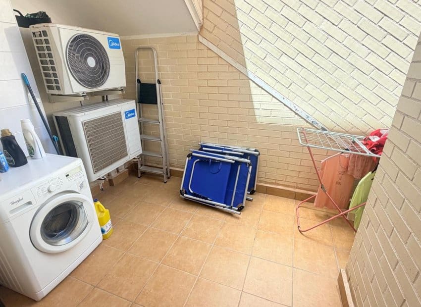 3 slaapkamer Appartement te koop in Orihuela Costa met zwembad - € 215.000 (Ref: 9898415)