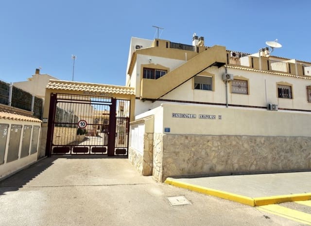 3 bedroom Townhouse for sale in La Zenia, Orihuela with pool - € 249,950 (Ref: 9898416)