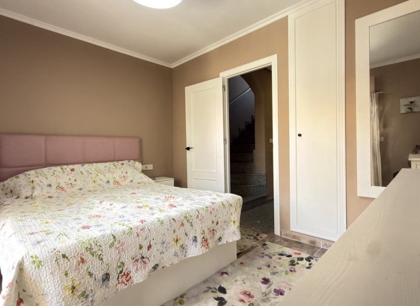 3 bedroom Townhouse for sale in La Zenia with pool - € 249,950 (Ref: 9898416)