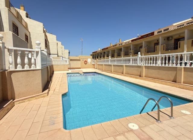 3 bedroom Townhouse for sale in La Zenia, Orihuela with pool - € 249,950 (Ref: 9898416)