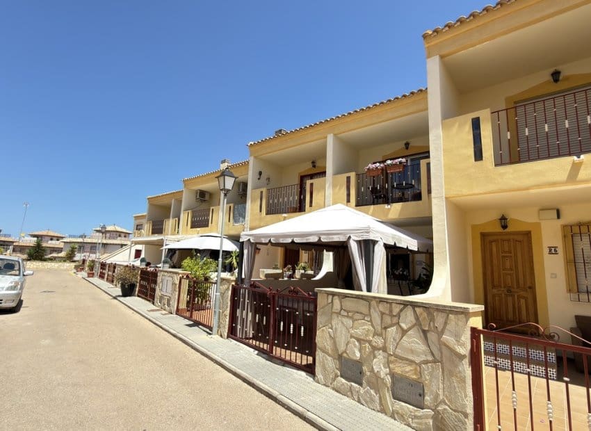 3 bedroom Townhouse for sale in La Zenia with pool - € 249,950 (Ref: 9898416)