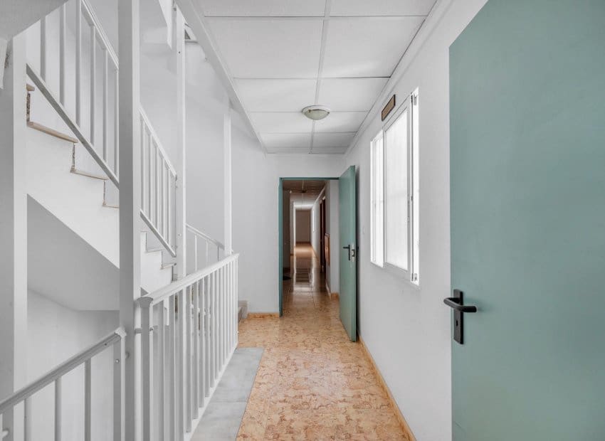 2 makuuhuone Huoneisto myytävänä paikassa Torrevieja mukana uima-altaan - 149 900 € (Ref: 9898417)