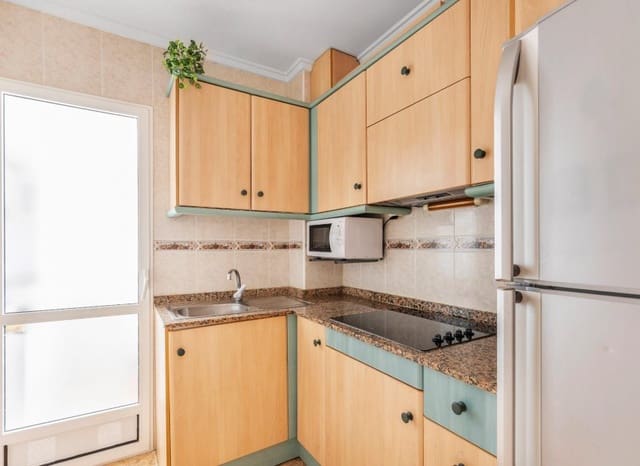 2 makuuhuone Huoneisto myytävänä paikassa Centro, Torrevieja mukana uima-altaan - 149 900 € (Ref: 9898417)