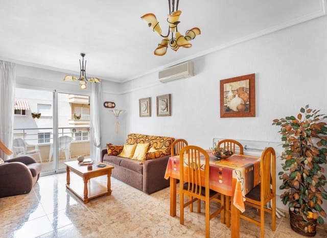 2 makuuhuone Huoneisto myytävänä paikassa Centro, Torrevieja mukana uima-altaan - 149 900 € (Ref: 9898417)