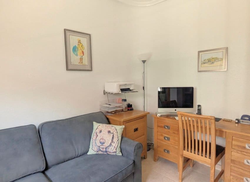 3 Zimmer Villa zu verkaufen in Bigastro mit Pool - 275.000 € (Ref: 9898418)