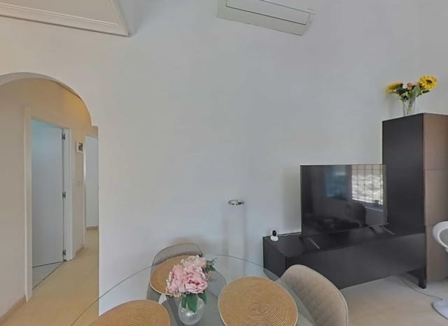 3 bedroom Villa for sale in Los Montesinos with pool - € 289,000 (Ref: 9898419)