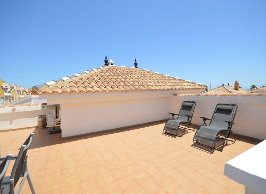 3 bedroom Villa for sale in Los Montesinos with pool - € 289,000 (Ref: 9898419)