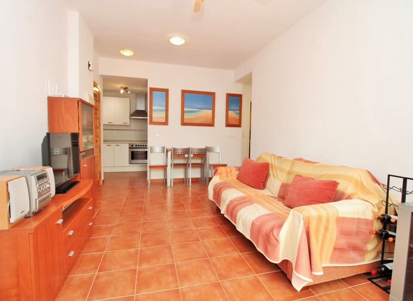 Apartamento de 2 habitaciones en Villamartin en venta con piscina - 159.900 € (Ref: 9902024)