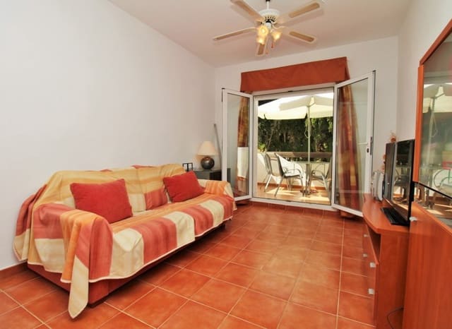 Apartamento de 2 habitaciones en Villamartin, Orihuela en venta con piscina - 159.900 € (Ref: 9902024)