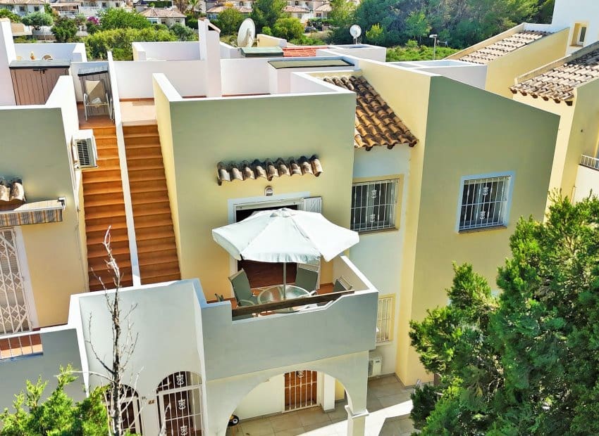 Apartamento de 2 habitaciones en Villamartin en venta con piscina - 159.900 € (Ref: 9902024)