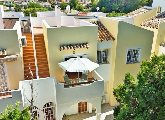 Apartamento de 2 habitaciones en Villamartin, Orihuela en venta con piscina - 159.900 € (Ref: 9902024)