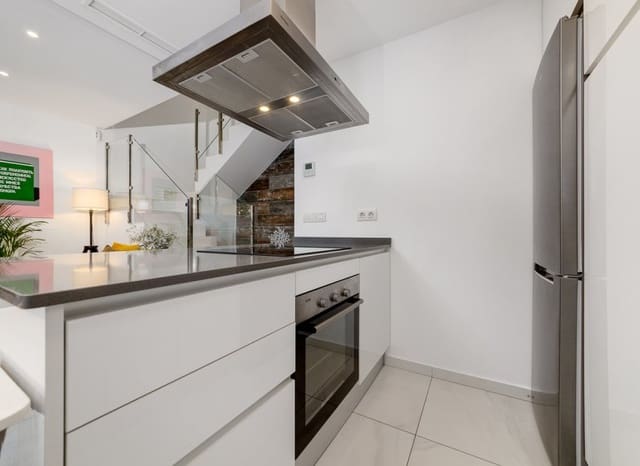 3 bedroom Townhouse for sale in Blue Lagoon - € 325,000 (Ref: 9902025)
