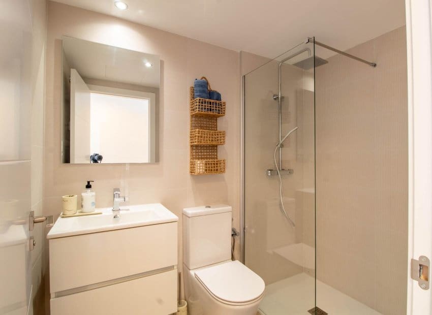 2 sypialnia Apartament na sprzedaż w Punta Prima z basenem - 370 000 € (Ref: 9902026)