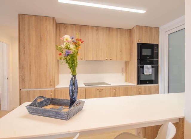 2 sypialnia Apartament na sprzedaż w Punta Prima, Torrevieja z basenem - 370 000 € (Ref: 9902026)