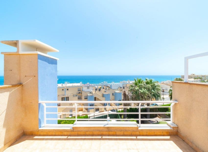 3 sypialnia Dom na sprzedaż w Orihuela Costa z basenem - 450 000 € (Ref: 9902027)