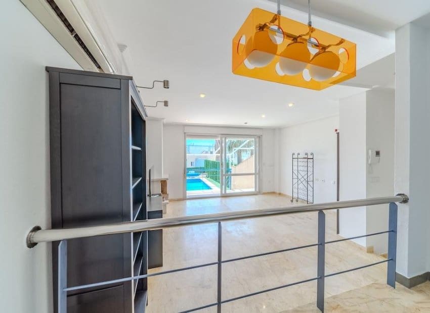 3 sypialnia Dom na sprzedaż w Orihuela Costa z basenem - 450 000 € (Ref: 9902027)