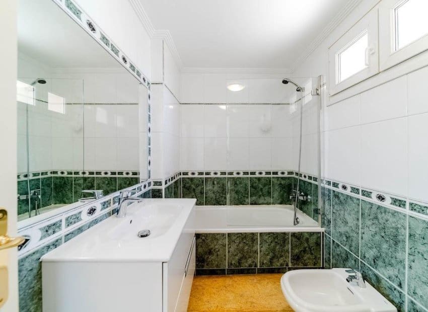 3 sypialnia Dom na sprzedaż w Orihuela Costa z basenem - 450 000 € (Ref: 9902027)