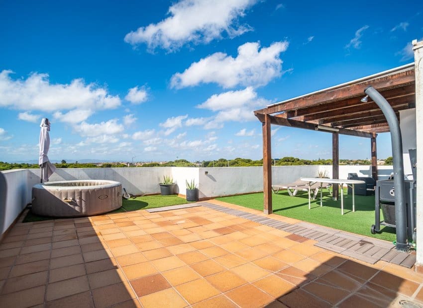 2 sovrum Lägenhet till salu i Santiago de la Ribera med pool - 230 000 € (Ref: 9905097)