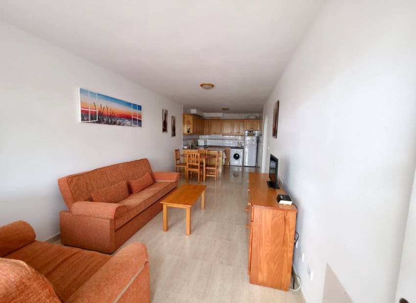 2 soveværelse Lejlighed til salg i Villamartin med swimmingpool - € 149.950 (Ref: 9905098)