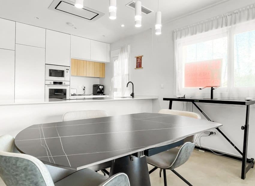 3 quarto Apartamento para venda em El Raso com piscina - 289 500 € (Ref: 9911554)