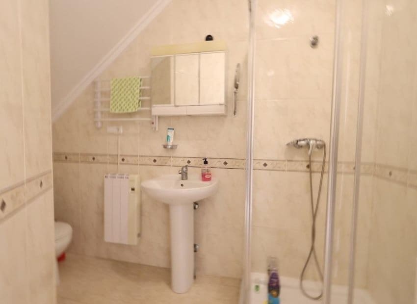 5 soverom Hus til salgs i Dona Pepa med svømmebasseng - € 340 000 (Ref: 9911555)