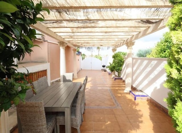 5 soverom Hus til salgs i Doña Pepa, Rojales med svømmebasseng - € 340 000 (Ref: 9911555)