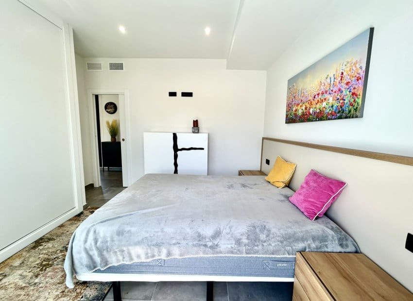 2 slaapkamer Villa te koop in Villamartin met zwembad - € 425.000 (Ref: 9911556)