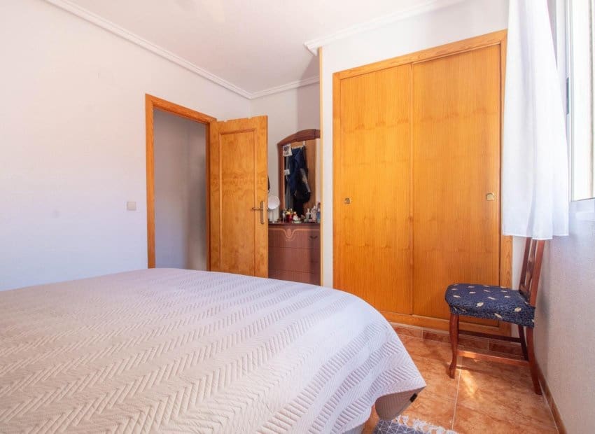 3 bedroom Apartment for sale in Torrevieja - € 144,900 (Ref: 9911557)