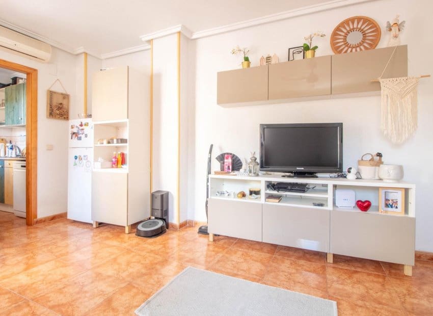 3 bedroom Apartment for sale in Torrevieja - € 144,900 (Ref: 9911557)