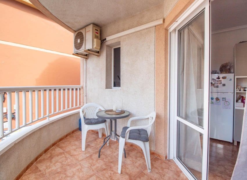 3 bedroom Apartment for sale in Torrevieja - € 144,900 (Ref: 9911557)