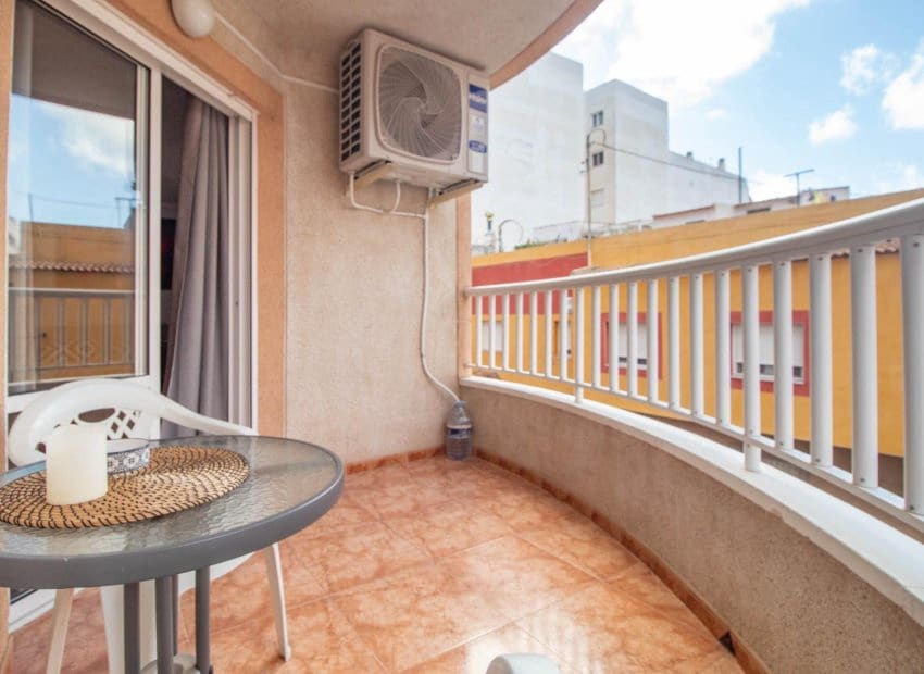 3 bedroom Apartment for sale in Torrevieja - € 144,900 (Ref: 9911557)