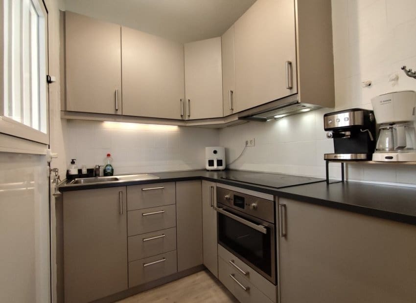2 sypialnia Apartament na sprzedaż w Torrevieja z basenem - 165 000 € (Ref: 9911558)