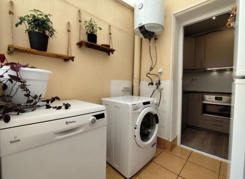 2 sypialnia Apartament na sprzedaż w Torrevieja z basenem - 165 000 € (Ref: 9911558)