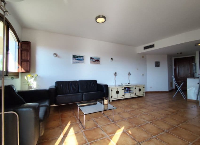 2 Zimmer Apartment zu verkaufen in Punta Prima mit Pool - 299.900 € (Ref: 9911559)
