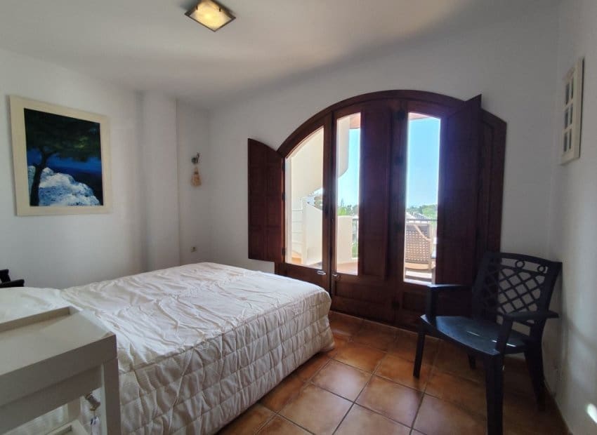 2 Zimmer Apartment zu verkaufen in Punta Prima mit Pool - 299.900 € (Ref: 9911559)