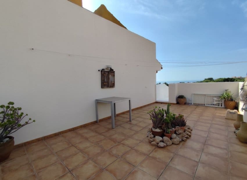 2 Zimmer Apartment zu verkaufen in Punta Prima mit Pool - 299.900 € (Ref: 9911559)