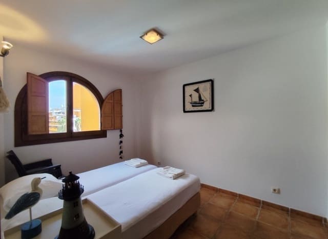 2 Zimmer Apartment zu verkaufen in Punta Prima, Torrevieja mit Pool - 299.900 € (Ref: 9911559)