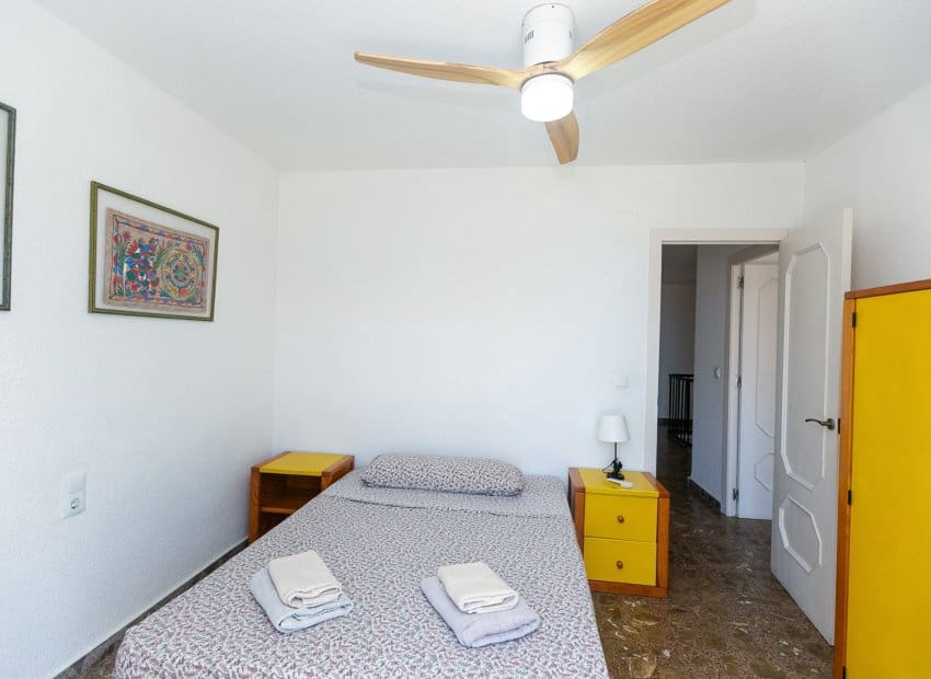 4 slaapkamer Villa te koop in La Zenia met zwembad - € 1.295.000 (Ref: 9911560)