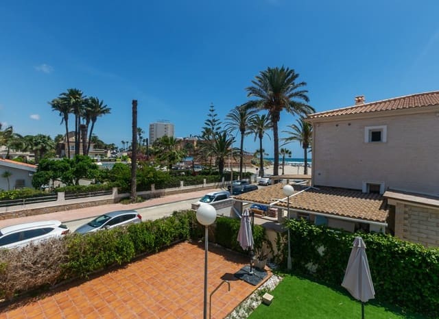 4 slaapkamer Villa te koop in La Zenia, Orihuela met zwembad - € 1.295.000 (Ref: 9911560)