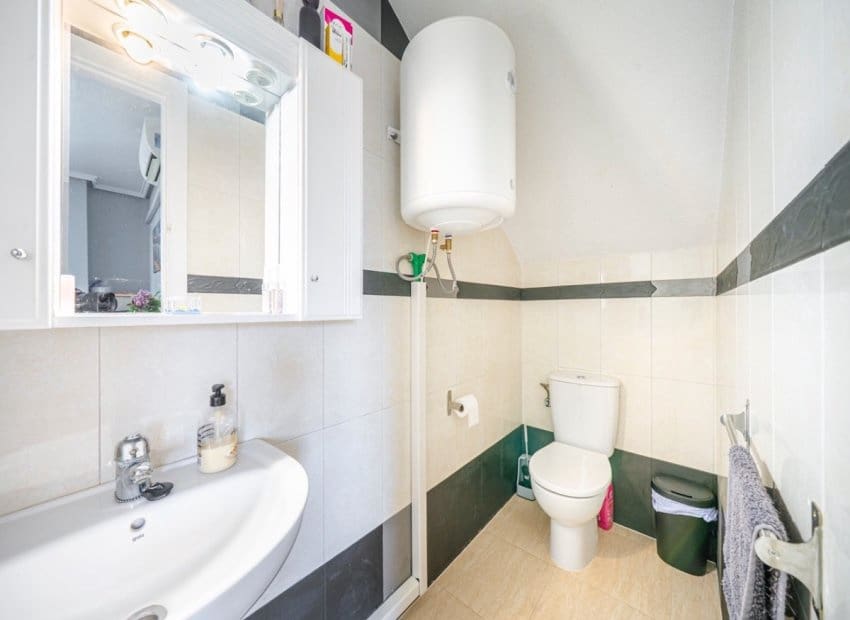 3 sypialnia Dom na sprzedaż w Ciudad Quesada z basenem - 289 000 € (Ref: 9920996)